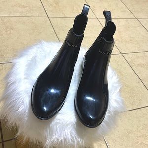 Nautica Ankle Rain Boots color Blaxk